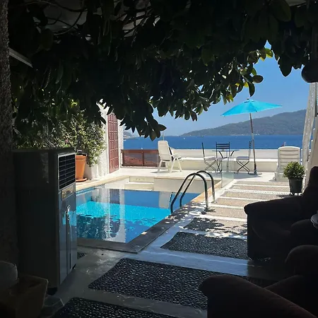 Castle81homes Women - Only For Women Marmaris