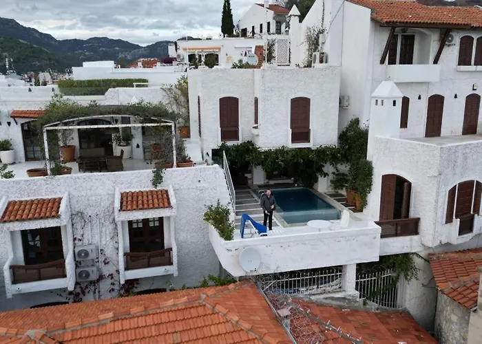 Castle81homes Women - Only For Women *